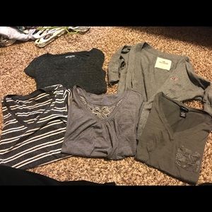 Hollister/Rue 21 T-shirt’s